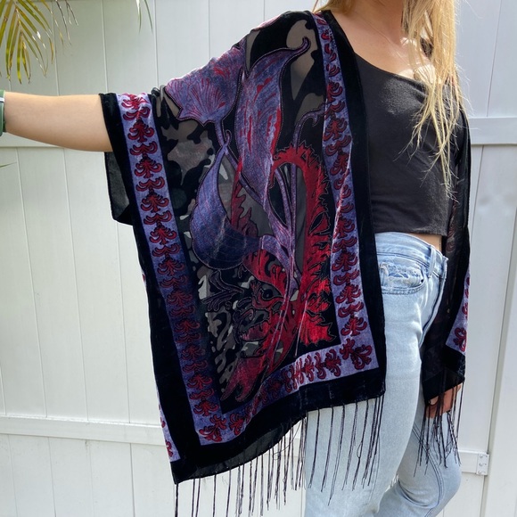 One of a kind velvet kimono from Australia ‼️💜 - Picture 5 of 15